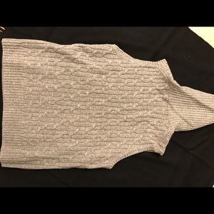Sweater vest